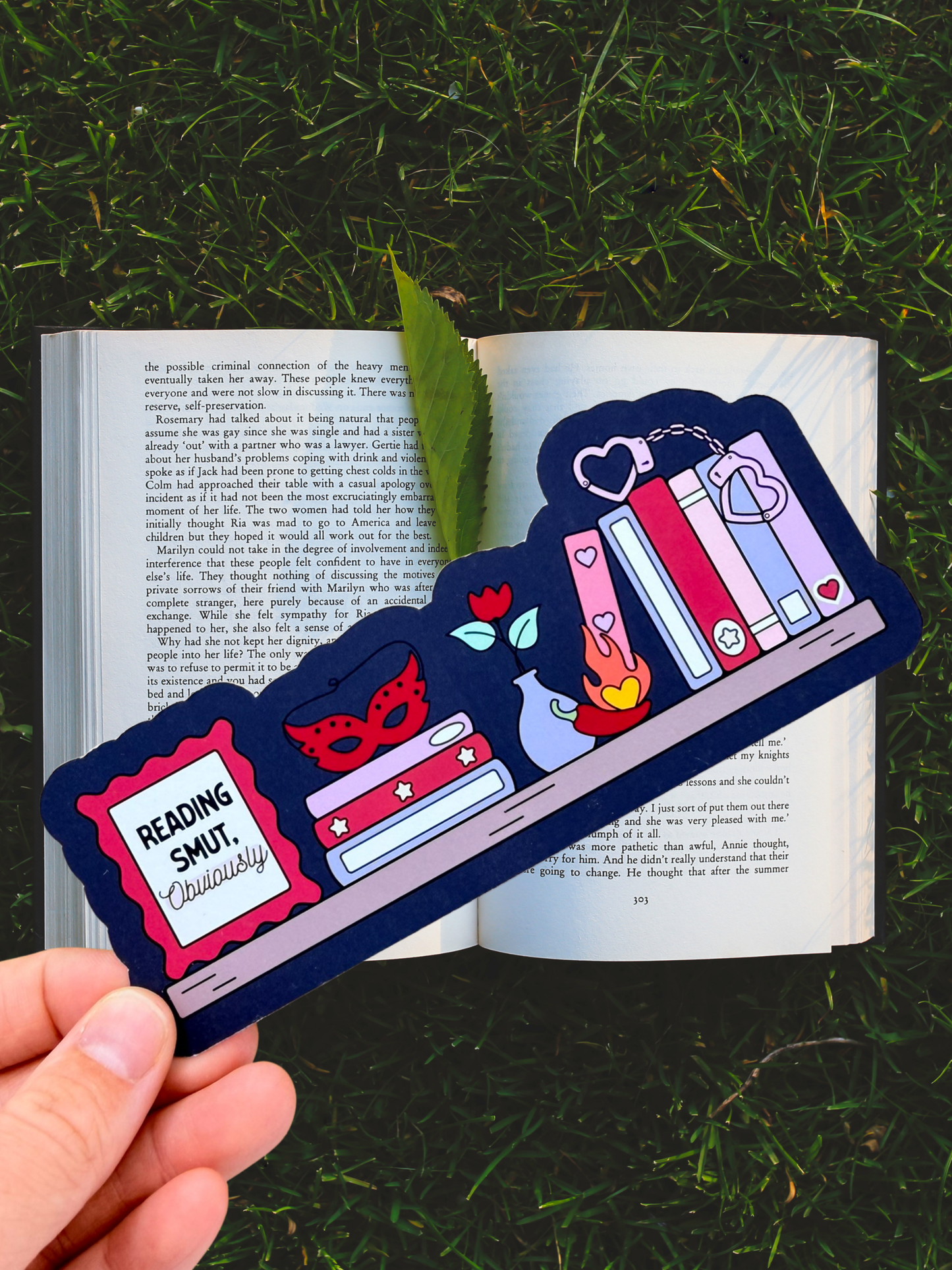 Reading Smut | Dark Romance Bookshelf Bookmark