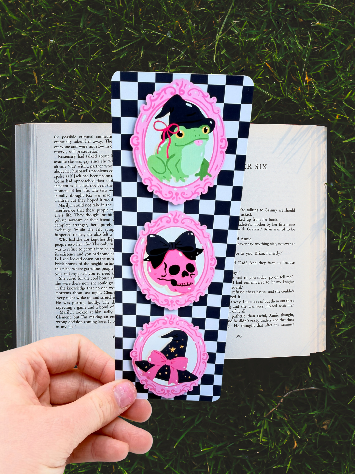Gothic Cameo Bookmark | Witchy Cute Gothic Bookmark